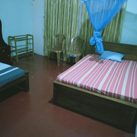 Umaya Rest Inn Balangoda Buitenkant foto