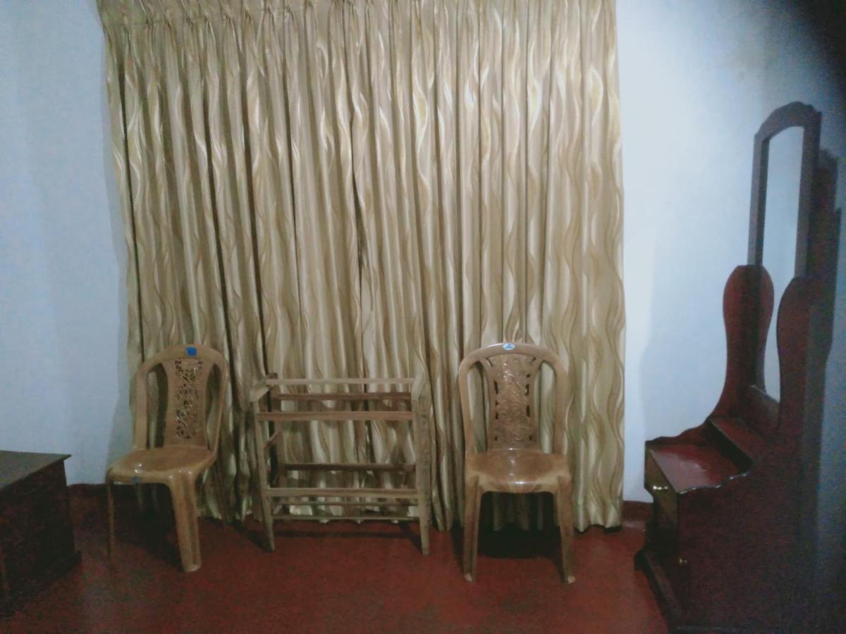 Umaya Rest Inn Balangoda Buitenkant foto