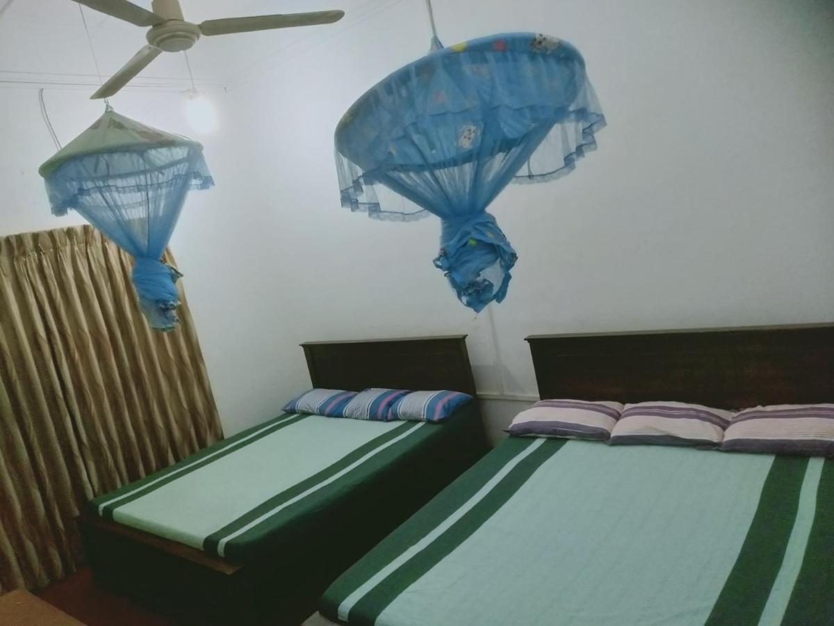 Umaya Rest Inn Balangoda Buitenkant foto